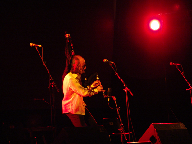 Carlos Núñez in Concert with bagpipe