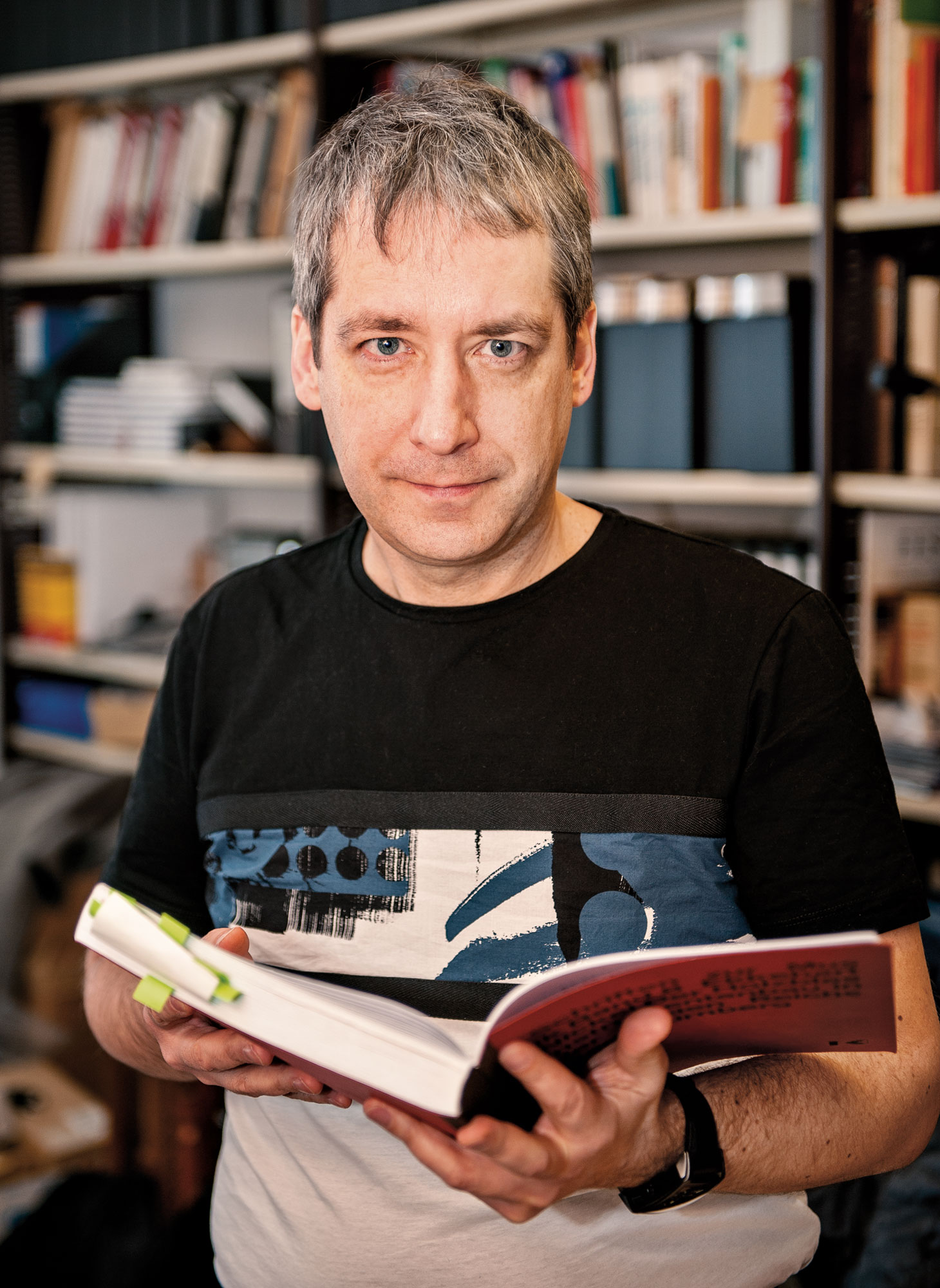 Portrait Nik Tarasov (Chefredakteur) Portrait Nik Tarasov (Chefredakteur)